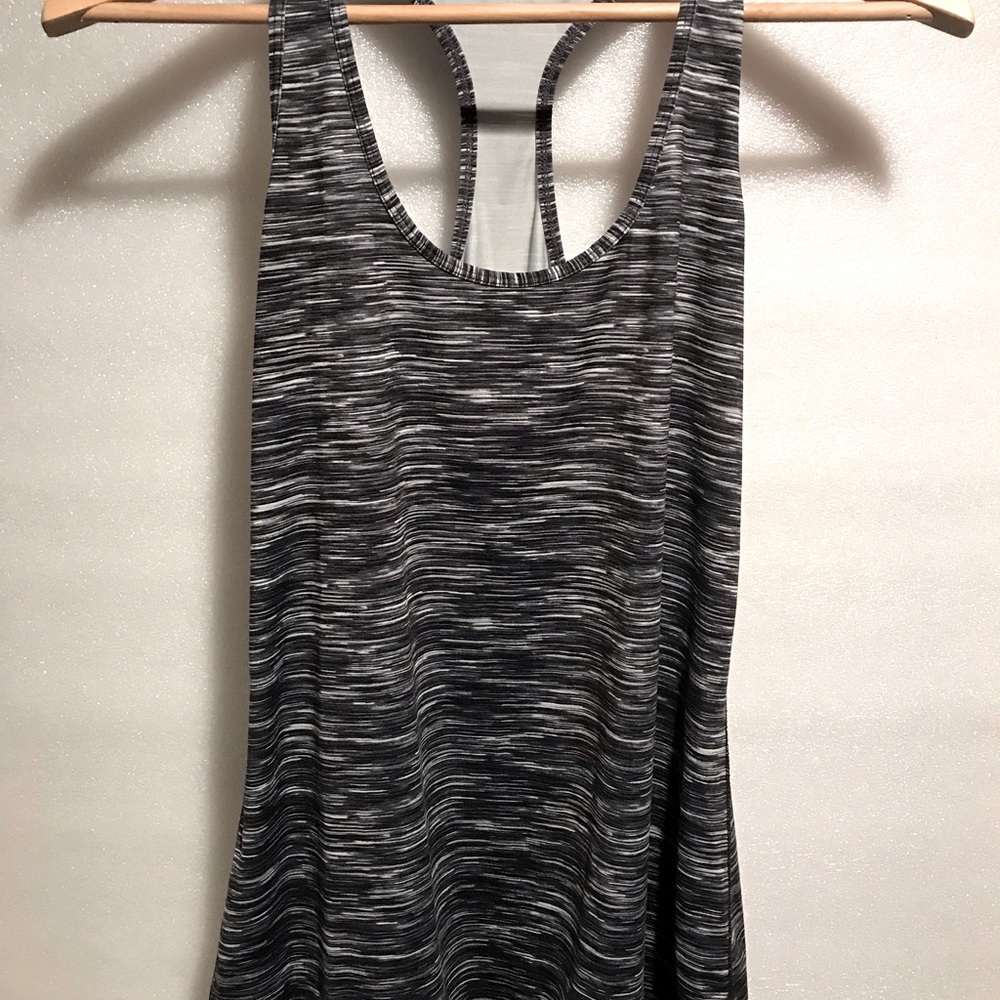 Athletic top